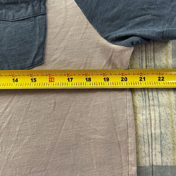 Levi Strauss & Co. Baseball Style T-Shirt Size Medium - Picture 14 of 15